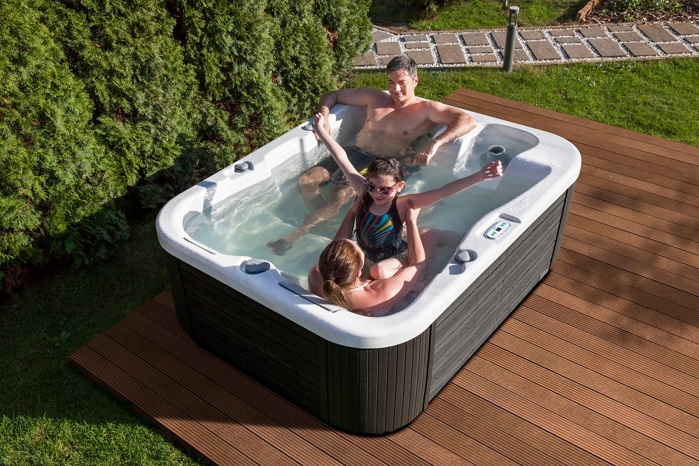 Buenospa - Atlanta hot tub - in your garden