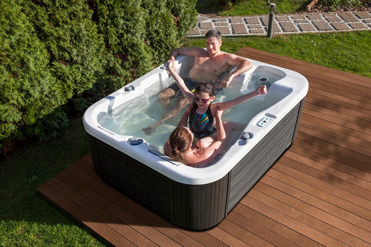 BuenoSpa hot tubs in your garden