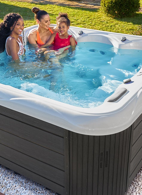 Buenospa New York hot tub