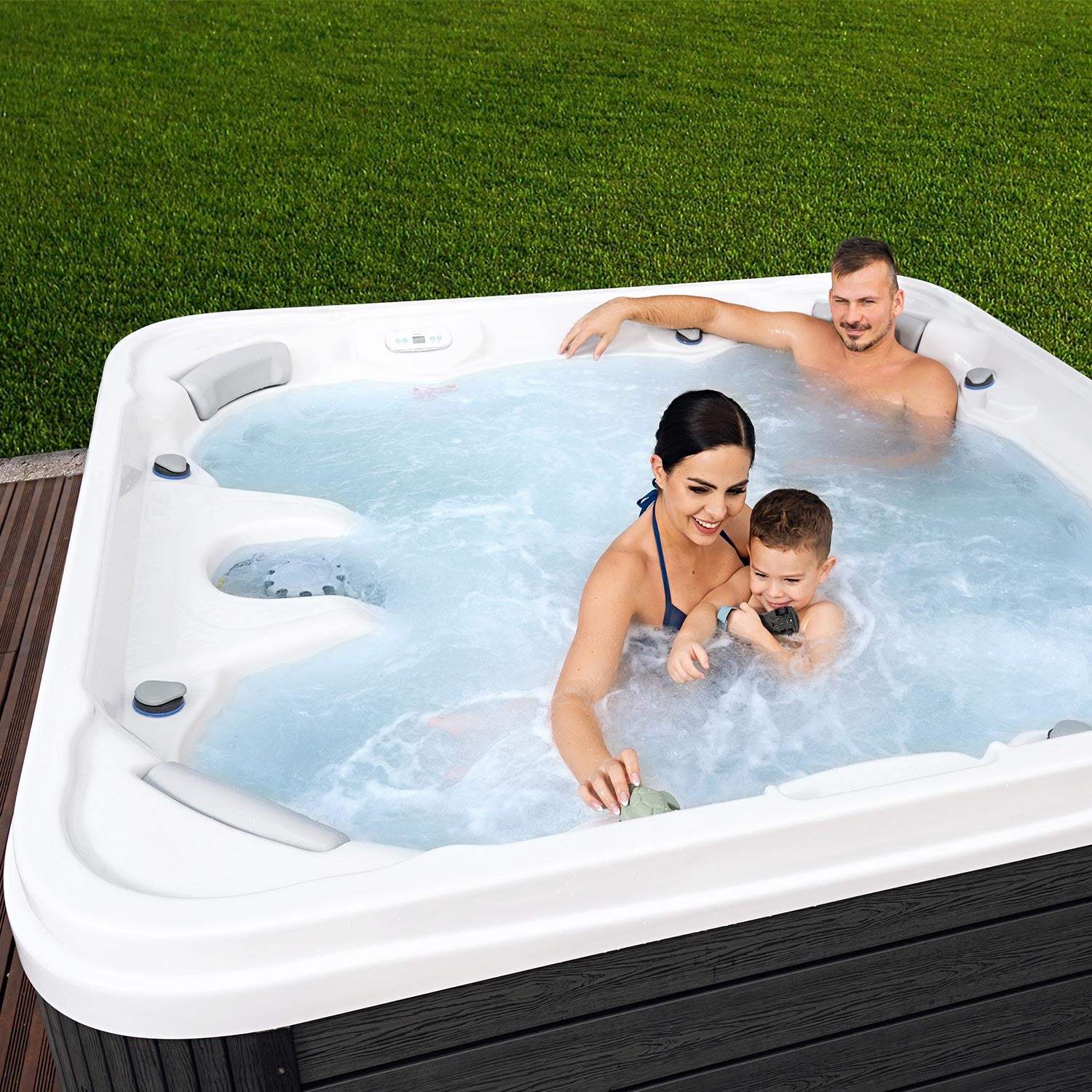 Chicago Hot Tub - Buenospa - Lifestyle