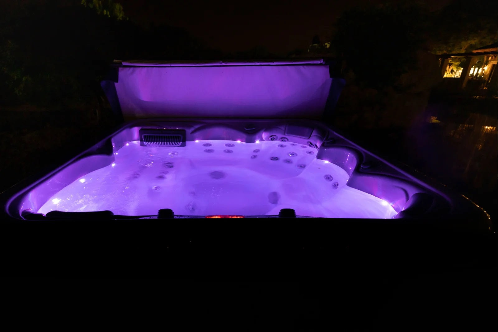 Jersey Hot Tub / Spa - for 6 persons / Buenospa - colors 2