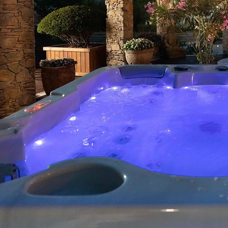 Jersey Hot Tub - California Edition - Buenospa