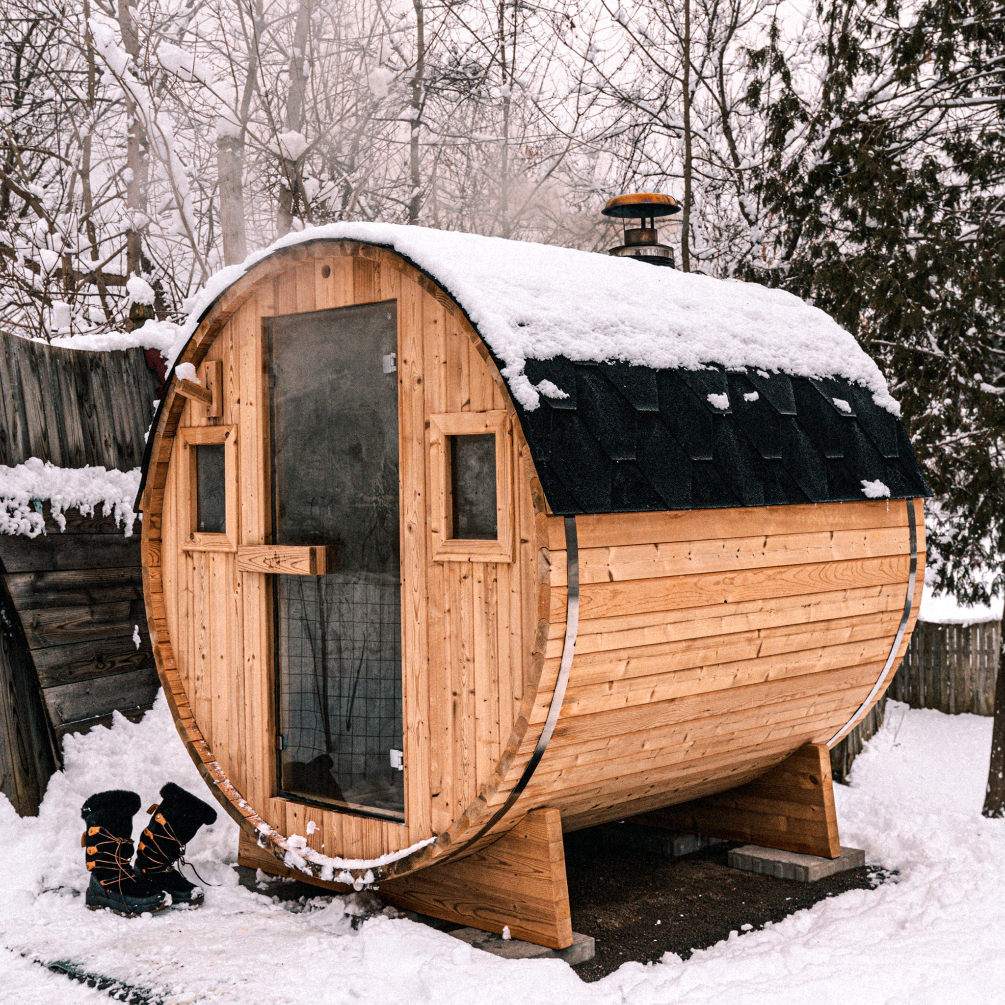 Barrel Outdoor Sauna - 6 Person w/ Harvia Spirit Wi-Fi 8kW Heater