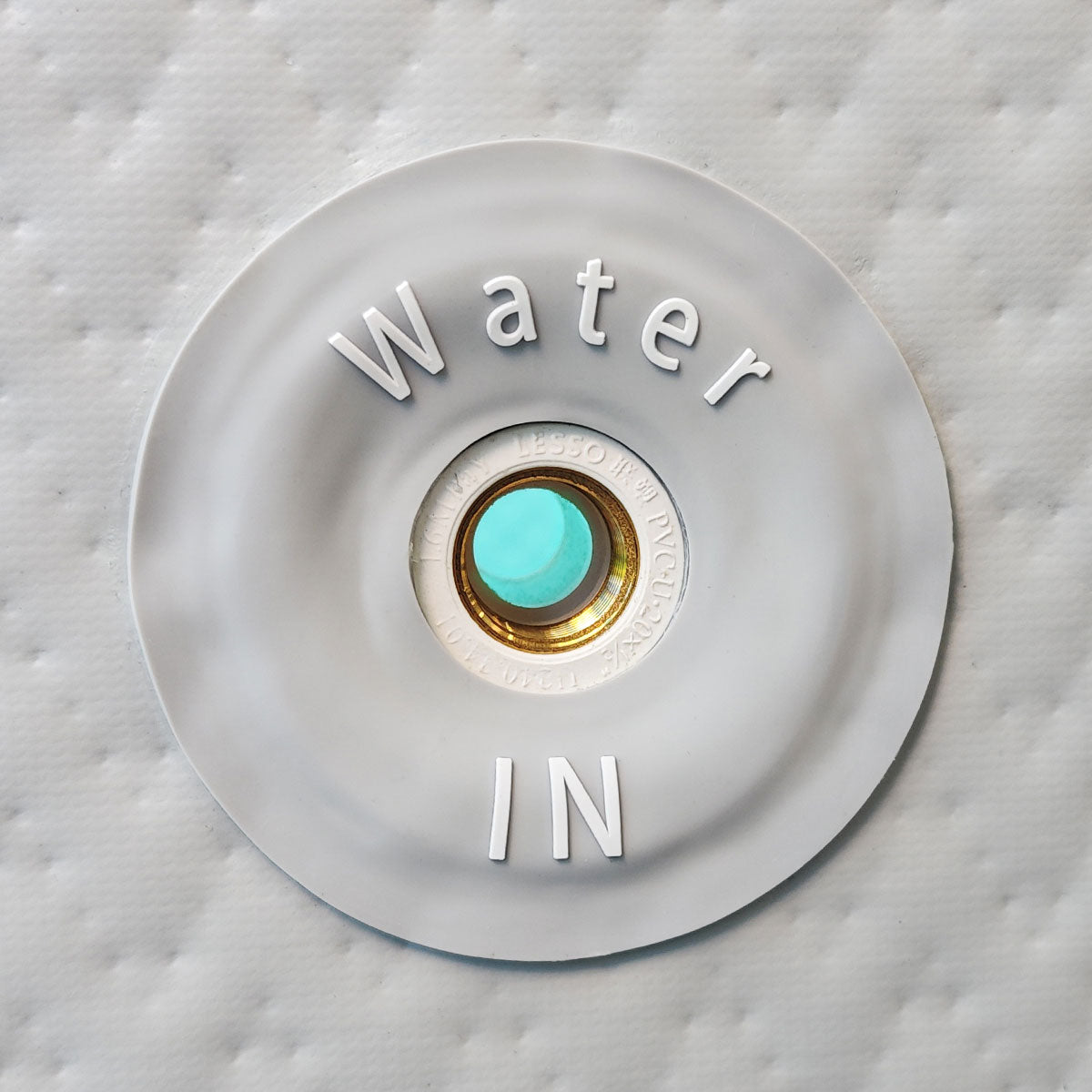 Buenospa Alaska Home Cold Plunge inflatable - water in hole